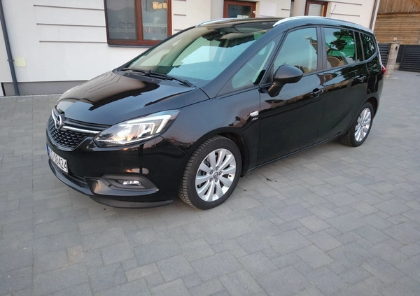 Opel Zafira cena 39500 przebieg: 204000, rok produkcji 2018 z Janowiec Wielkopolski małe 326